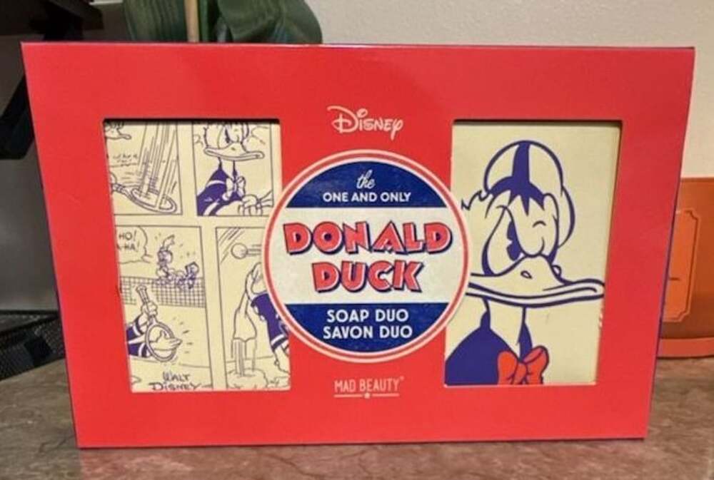 Mad Beauty Disney The One and Only Donald Duck Soap Duo